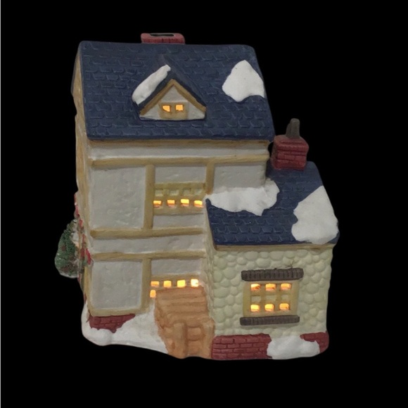 LEMAX Dickensvale Collectibles Porcelain Lighted Christmas Village House - Picture 4 of 11